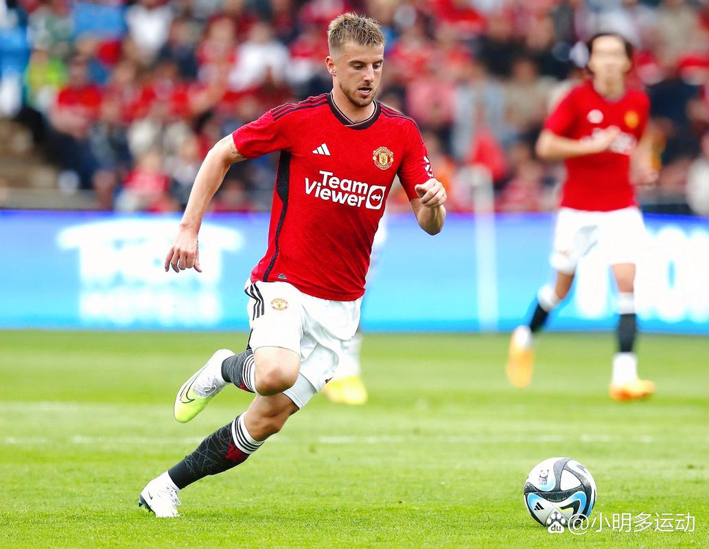 记者：海港近些年投入难比金元时代，穆斯卡特有强大调整能力（记者：海港近年投入不及金元时代，穆斯卡特调整能力出众）