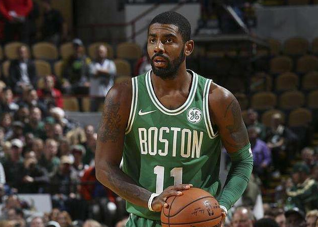 克尼佩尔：很高兴有机会打持球 有机会去尝试不一样的打法（克尼佩尔：为持球机会感到开心，期待尝试全新打法）