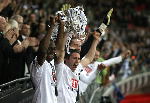 中超：上海海港3-1击败长春亚泰（中超：上海海港3-1战胜长春亚泰）