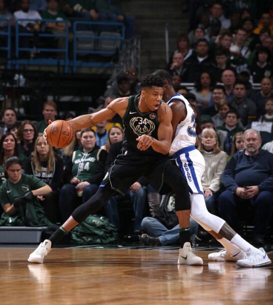 拉拉维亚：我们今天很拼但就是投不进 三分38中6&罚球还罚丢7个（拉拉维亚：拼劲十足却手感冰凉，三分38投仅6中、罚球也丢了7个）