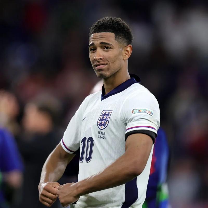 都灵官方：瓦尼亚蒂卸任体育总监一职，佩特拉奇重新接手（都灵官宣：瓦尼亚蒂卸任体育总监，佩特拉奇回归接任）