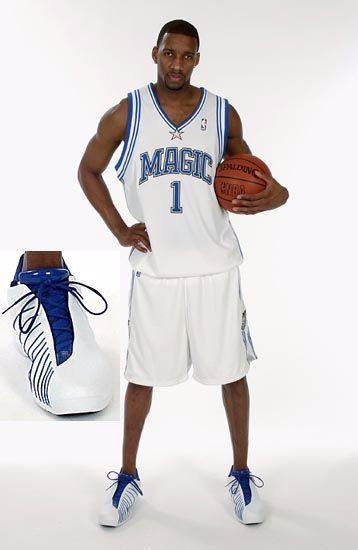 疯狂！华子率队最后5分钟狂追15分 高难三分绝平进加时（疯了！华子末5分钟连追15分，压哨高难三分扳平逼进加时）