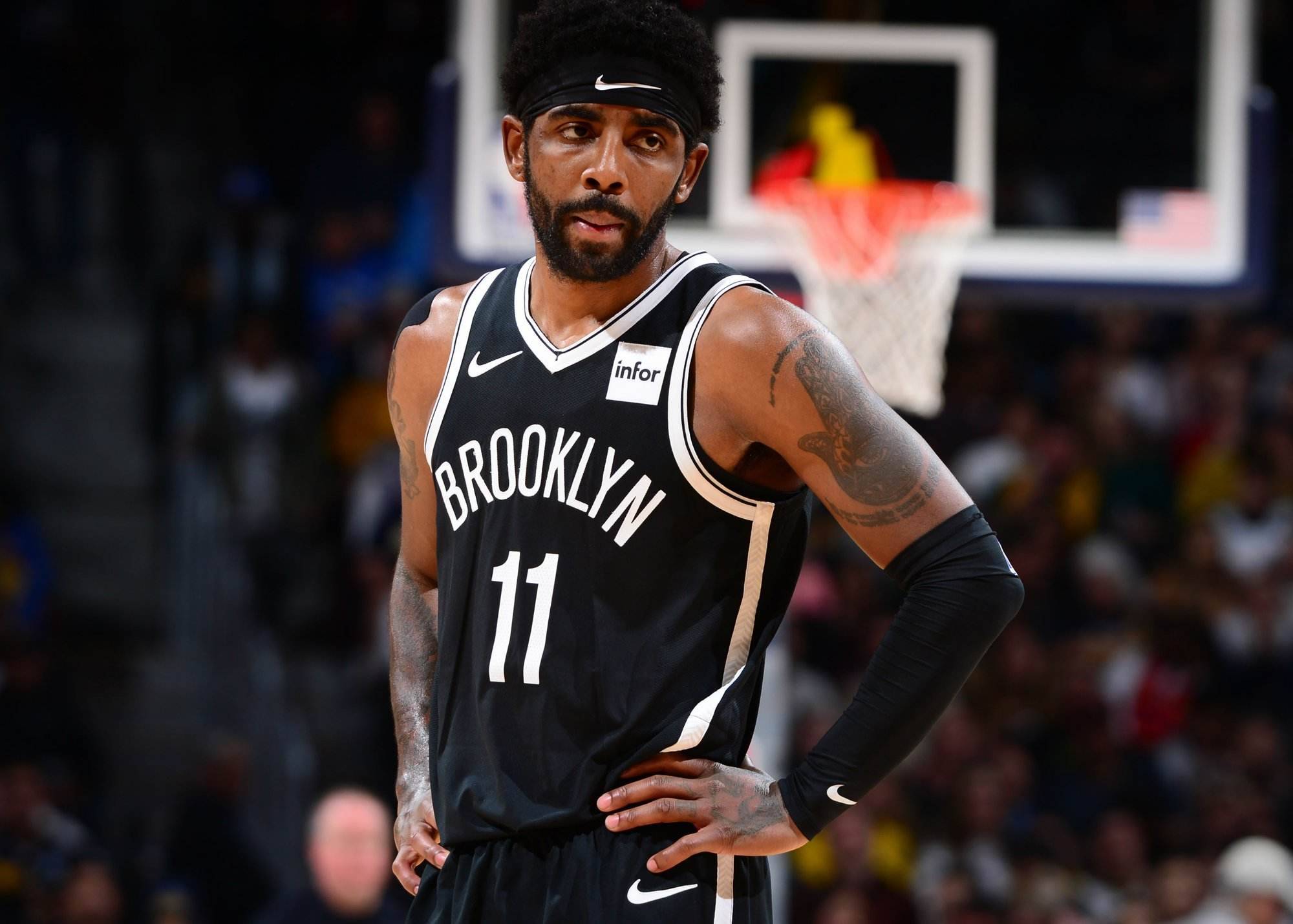 湖人官方社交媒体预热比赛（湖人官方社媒为比赛造势）