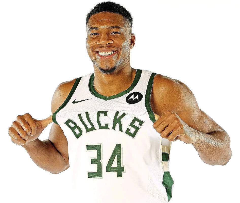 弗拉格：我的拇指一直有些问题，但我已经准备好坚持打比赛（弗拉格：拇指伤势仍在，但我已准备好带伤出战）