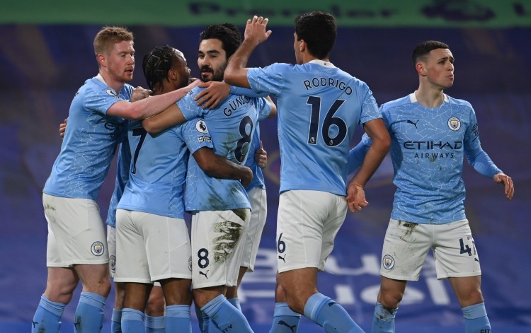 曼联疑似为青训新太子首秀铺垫！曝其不喜欢小梅西绰号，想做自己（曼联或为青训新星首秀预热！传其不喜“小梅西”称号，更想做自己）