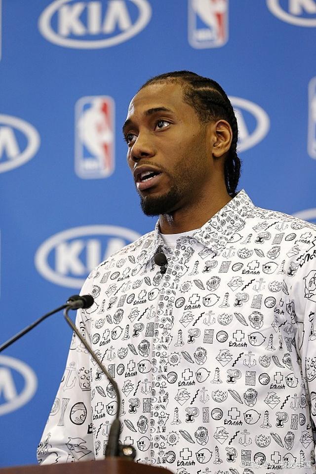 早报：拜仁的四线一十六胜，在我的肩膀上扛着！（早报：拜仁四线豪取16连胜，一肩扛起全队！）