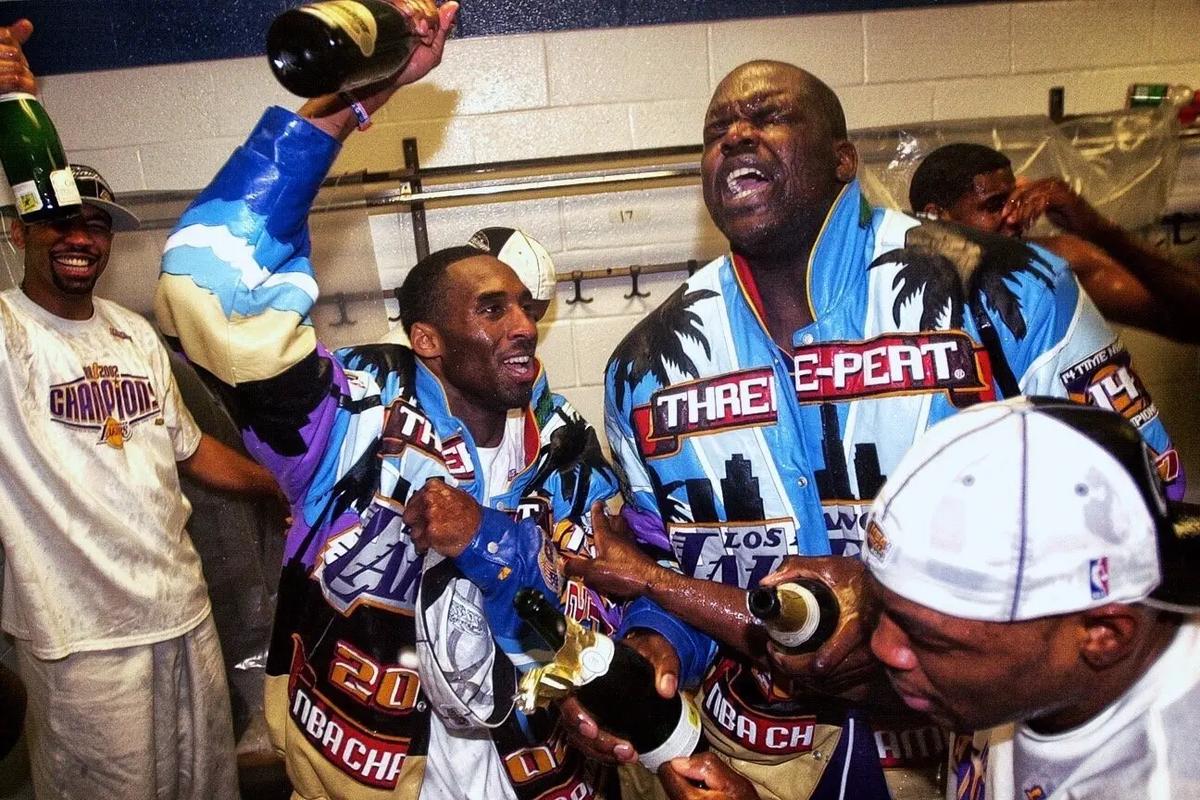 布朗过去6场场均33.3分7.3板7.2助，带队5胜1负（布朗近6战场均33.3分7.3板7.2助 率队拿下5胜1负）