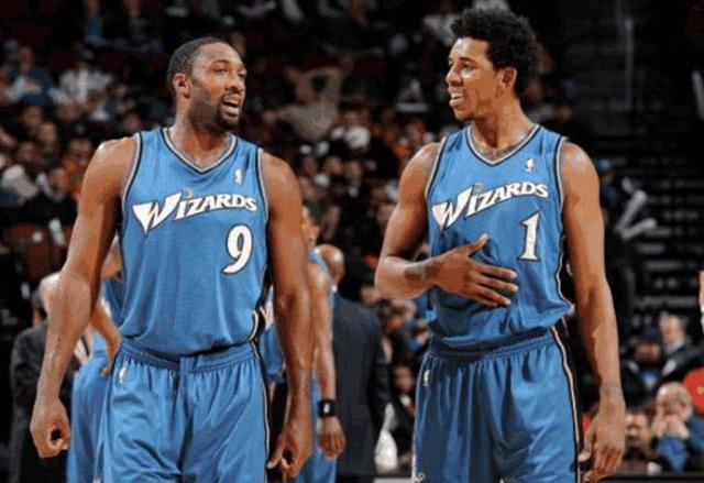 保罗谈当年交易被否决，称与科比本可联手（保罗忆当年交易遭否：本可与科比联手）