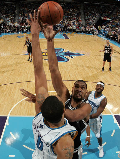 亚美尼亚主帅：C罗缺席但葡萄牙仍是强敌，首回合让我很生气（亚美尼亚主帅：即使C罗缺阵，葡萄牙依旧强大；首回合让我愤怒）