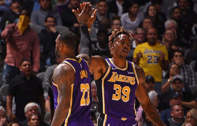 本菲卡2-0那不勒斯，里奥斯传射，巴雷罗破门（本菲卡2-0力克那不勒斯，里奥斯传射立功，巴雷罗建功）